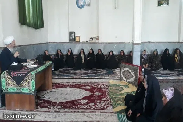 برگزاری ۱۰ برنامه شاخص به مناسبت بزرگداشت ارتحال امام خمینی (ره) در پایگاه‌های بسیج بهار