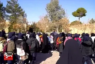 حضور 1800 دانش آموز شهر اصفهانی در تخت فولاد و گلستان شهدای شهر اصفهان