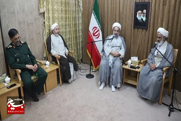 مسئولان باید به سیستان و بلوچستان به عنوان یک فرصت نگاه کنند