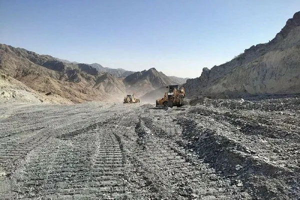۱۲۰ کیلومتر راه روستایی در روتک شهرستان خاش در دست ساخت است