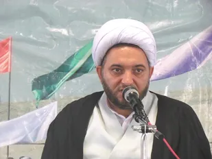 قیام عاشورا با امر به معروف و نهی از منکر عجین شده است