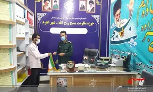 تقدیر حوزه روح الله اهرم از جهادگر بسیجی طرح شهید سلیمانی